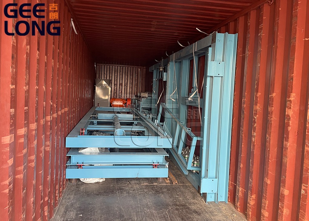 geelong 5ft automatic plywood loading and unloading system is exported