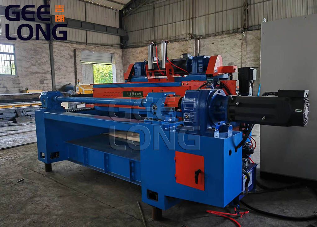 China Spindleless Veneer Peeling Machine