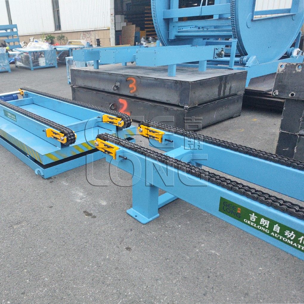 Hydraulic lifter machine with powered chain for roller type veneer dryer machine