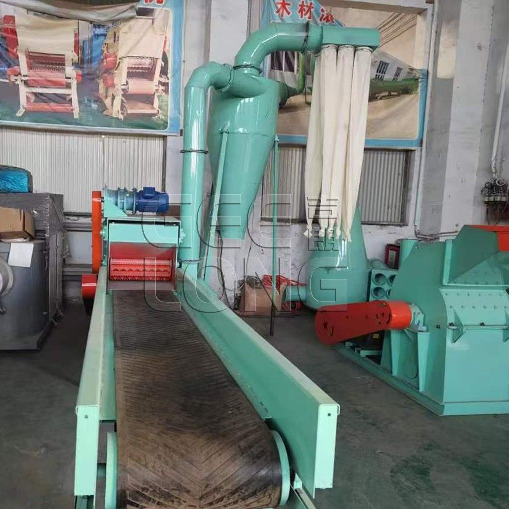 China GEELONG wood waste crushing machine