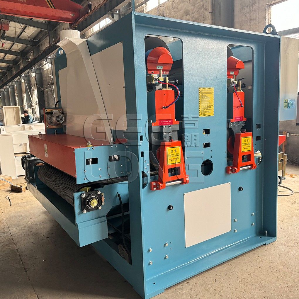 China plywood calibration sanding machine with polishing rubber roller