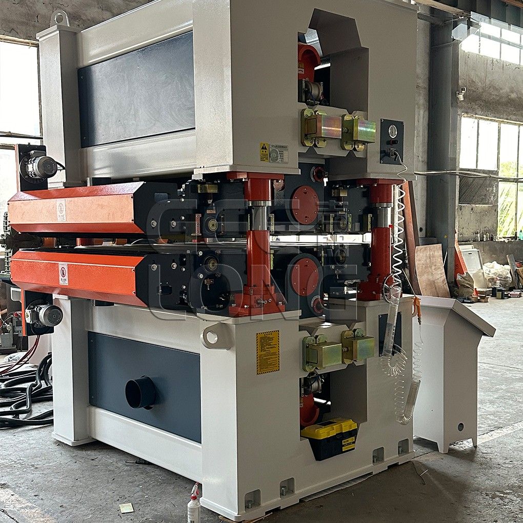 Plywood calibration sanding machine